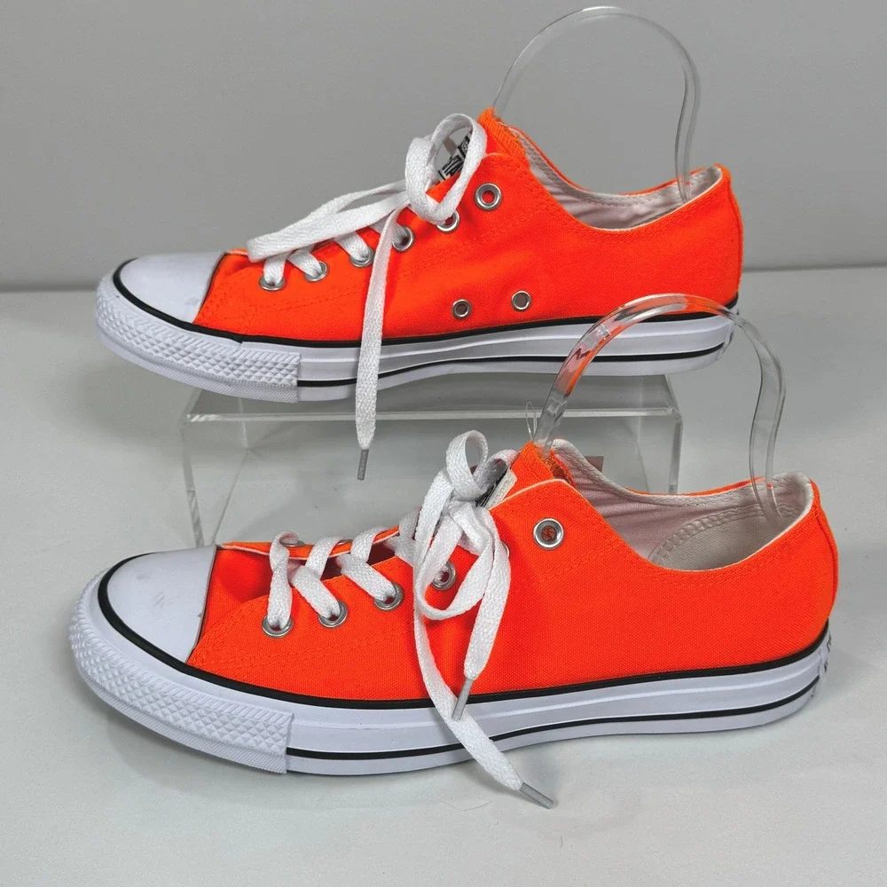 Converse Chuck Taylor All Star Low Top Neon Orange M 7.5 W 9.5 152810F NWT